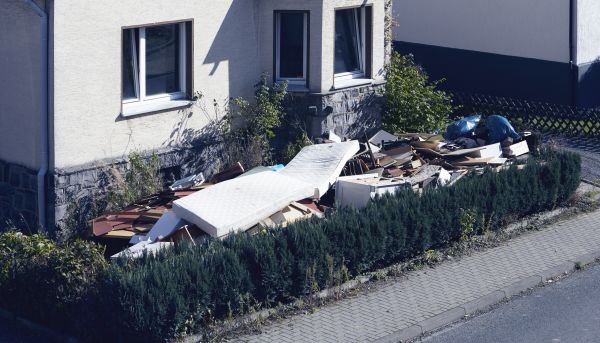 Yard Junk Removal in Freehold