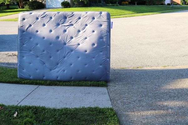 Mattress Removal Service in Freehold